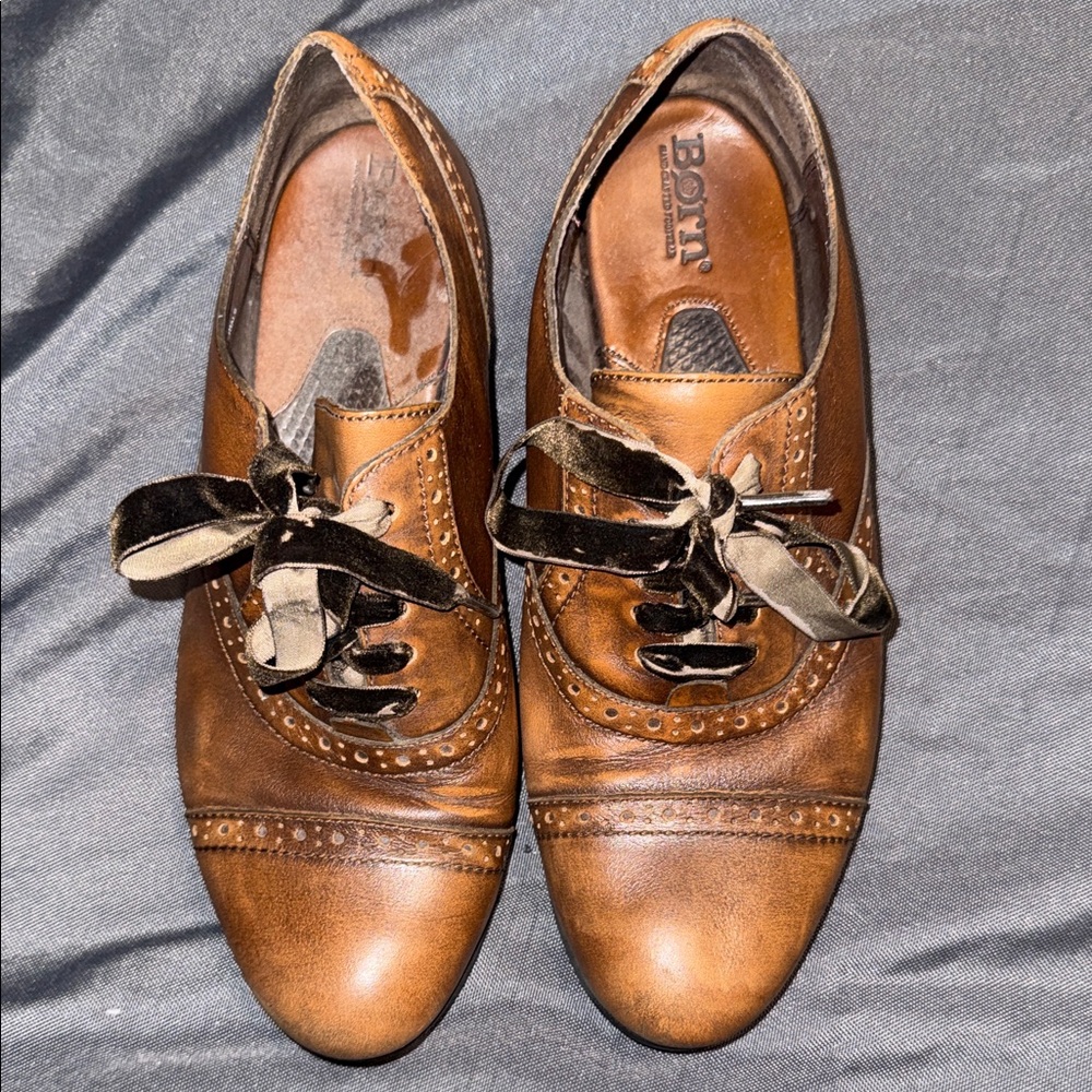 Women’s Born Brown Leather Dress Shoes